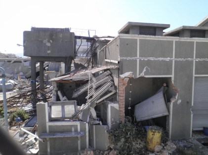 ΚΑΤΕΔΑΦΙΣΗ ΜΟΥΖΑΚΗ5.jpg